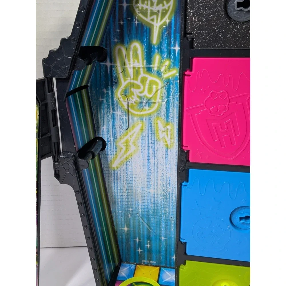 Monster High G3 Neon Freights Frankie stein Locker With Keys Mattel 2023
